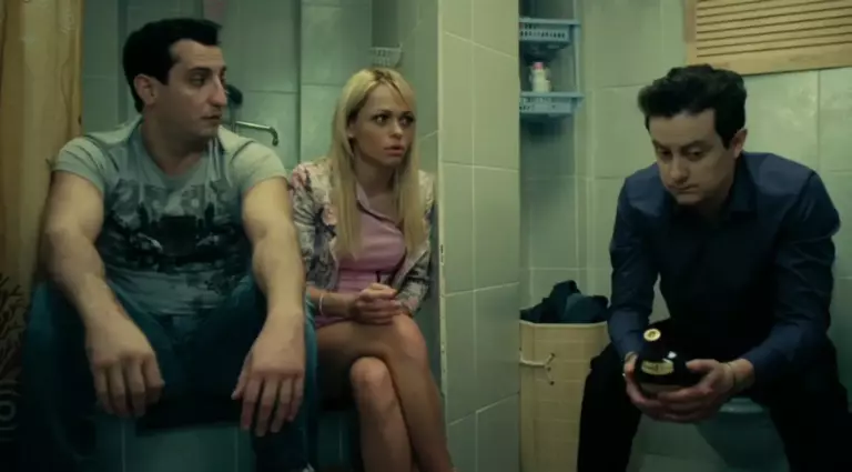 Момент из трейлера сериала Универ Новая общага